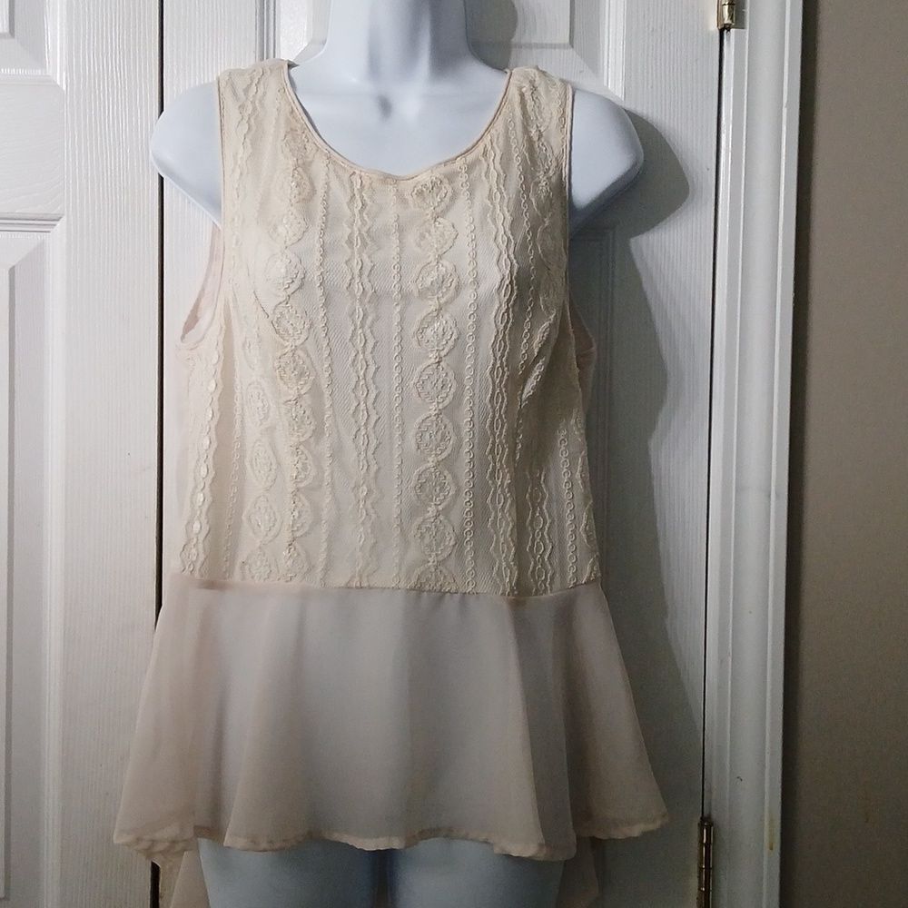 Mossimo ivory sleeveless high low blouse summer date night top Sz L